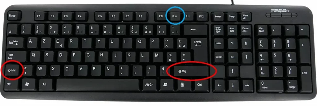 Diagnostic et réparation d'urgence : utilisation de la combinaison Shift+F10 pour l'accès à la ligne de commande durant l'installation de Windows.